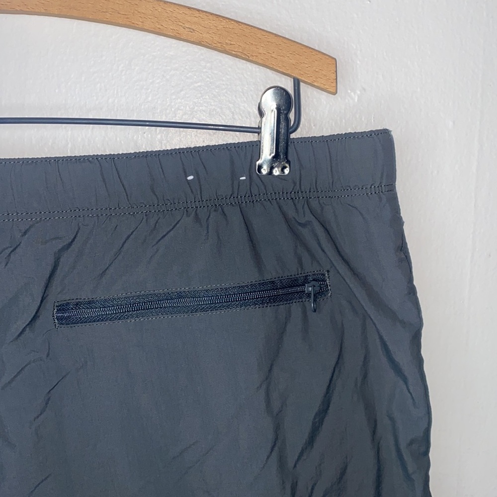 💋Men’s Columbia Omni- shield sun protection hiking shorts 8” inseam! - Picture 4 of 10